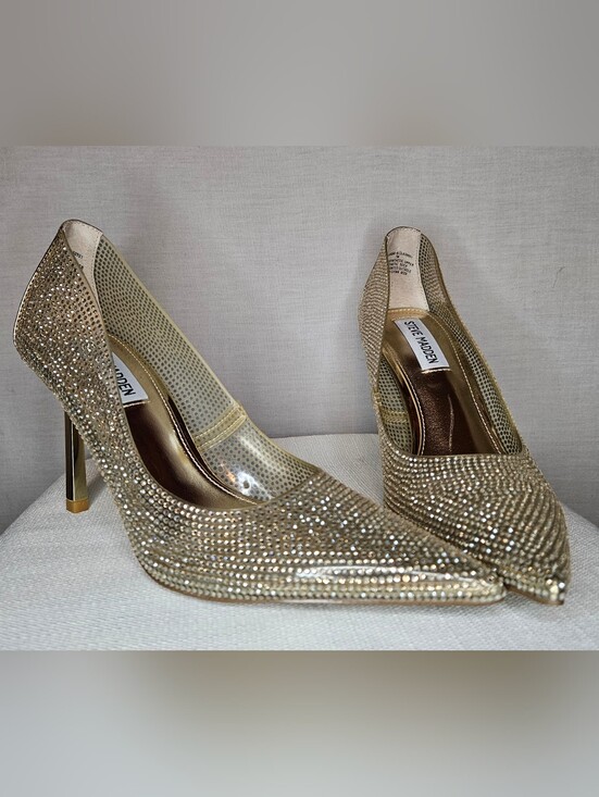 Steve Madden Shoes - Steve Madden Classie Rhinestone Gold Clear Pumps Heels 7 NWOT Event Festival